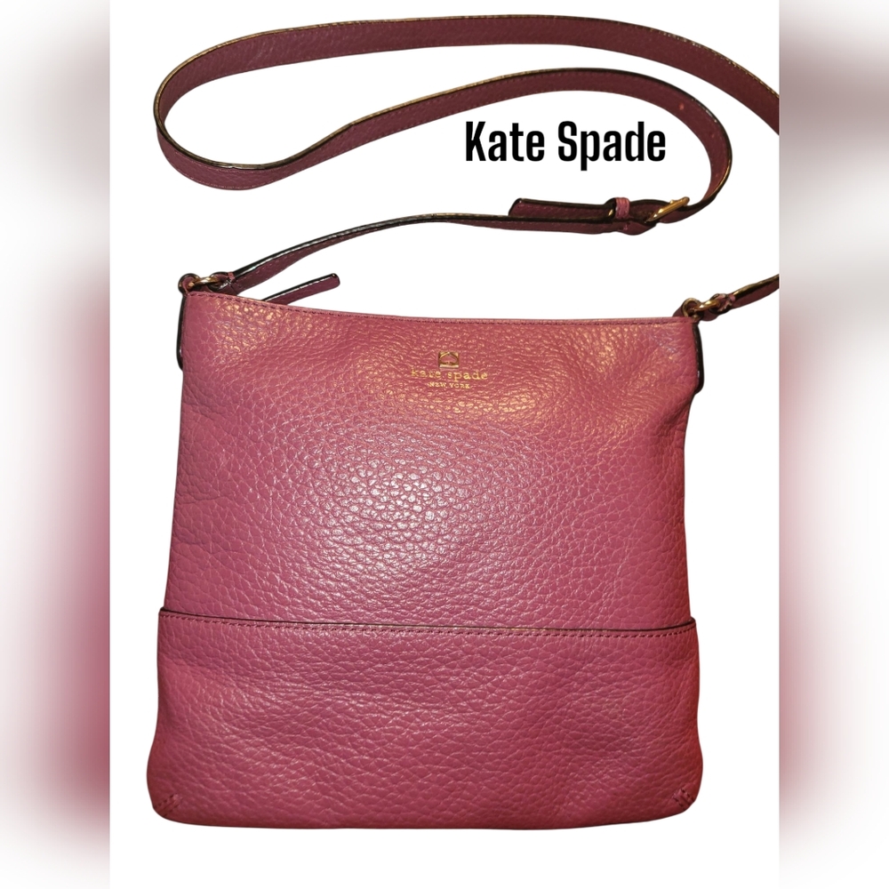 Kate Spade Wine Colored leather crossbody bag EUC🏖